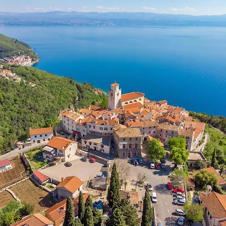 Perla Di Draga By Interhome *